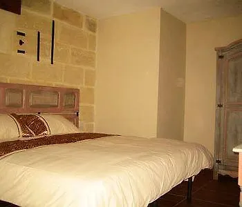 Metropole Budget Hostel San Julián Malta